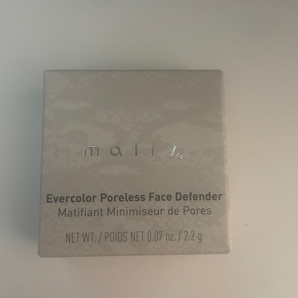 NEW Mally Beauty Evercolor Poreless Face Defender Brand new in box!